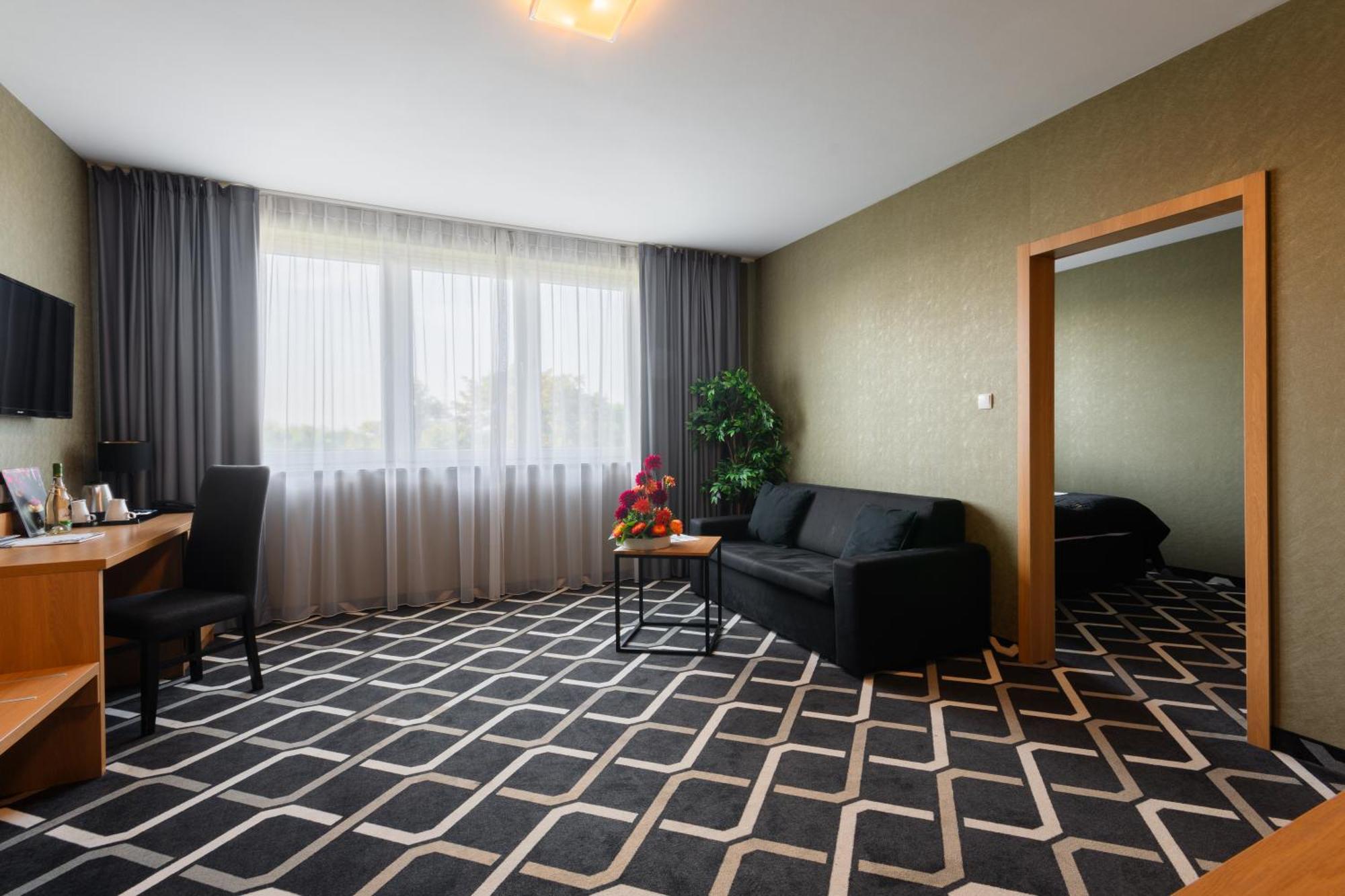 Hotel Lantier Wellness & Spa Bytom Eksteriør billede