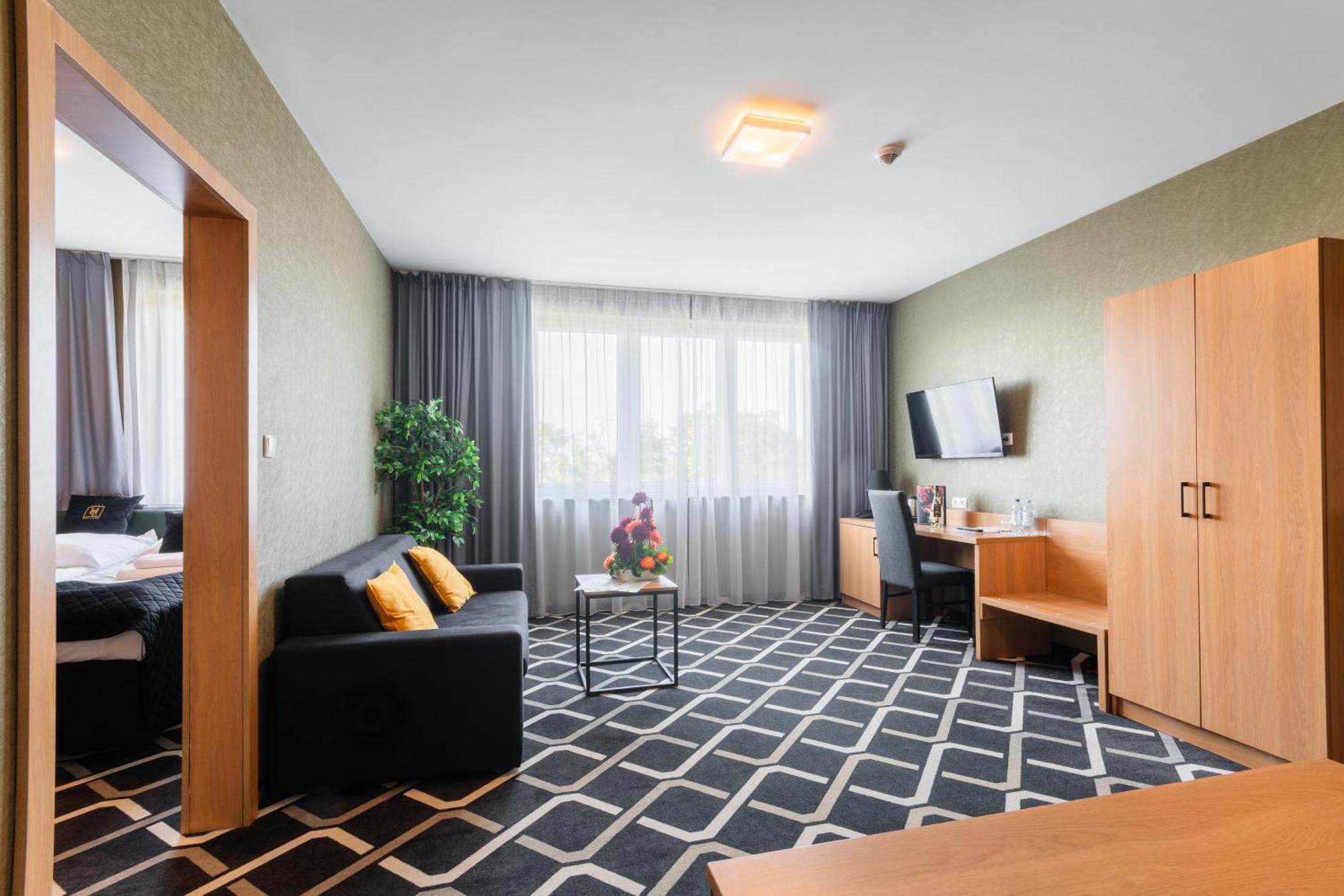 Hotel Lantier Wellness & Spa Bytom Eksteriør billede